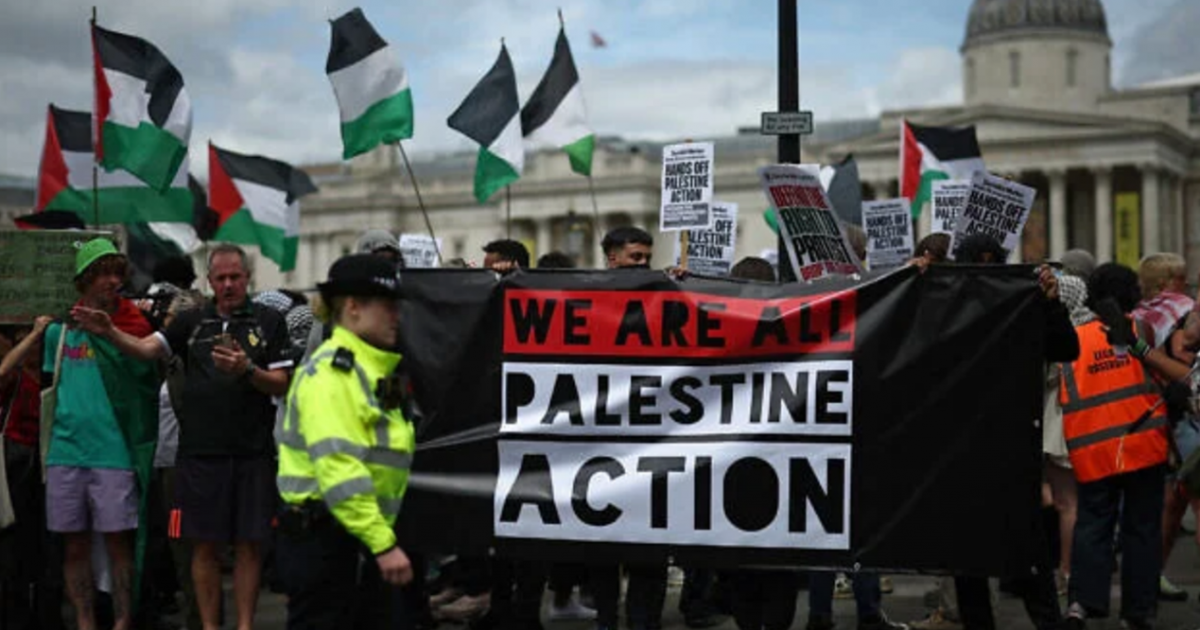 الشرطة البريطانية تعتقل متظاهرين للاشتباه بدعمهم حركة فلسطين أكشن
