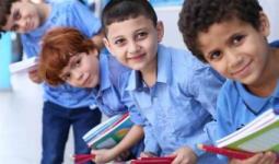 300 ألف كتاب مدرسي تصل غزة بالتنسيق مع 
