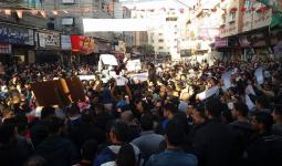 تظاهرات شعبيّة في مخيمات جباليا والبريج والنصيرات احتجاجاً على أزمة الكهرباء