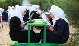 الطالبات المشاركات في مبادرة تحدي القراءة العربي