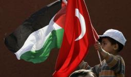 وفد فلسطيني شبابي يزور البرلمان التركي ويدعو إلى تحسين وضع اللاجئين الفلسطينيين في تركيا