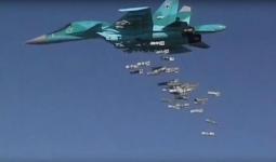الطائرة الروسية سوخوي 34 تلقي قذائفها بسوريا بعدما انطلقت من قاعدة إيرانية(الأوروبية)