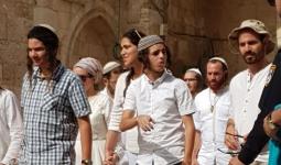 مئات المستوطنين يقتحمون الأقصى في الأعياد اليهوديّة