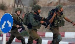 اعتقالات واستيلاء على أموال في الضفة المحتلة واقتحام مركز إسعاف في القدس