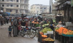 سوق في ريف إدلب خلال رمضان وكالات