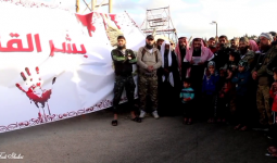 من وقفة أمس الأربعاء في مخيم دير بلوط للمطالبة بمحاسبة القتلة