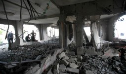 آثار تفجير الاحتلال لمنزل الأسير أسامة الطويل