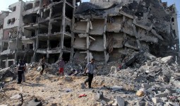 أرشيفية - منازل مهدمة كلياً في قطاع غزة