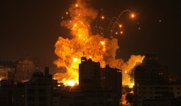 خلال تدمير طائرات الاحتلال لمجمع أنصار