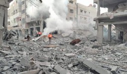 مجزرة في حي الشجاعية شرق غزة خلفت 300 شهيد مع تدمير 50 عمارة ومنزلاً