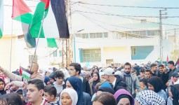 مسيرة طلابية في مخيم نهر البارد شمالي لبنان  رفضاً لسياسات 