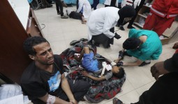 مصابون في مستشفى شهداء الأقصى بدير البلح