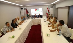صورة أرشيفية من أحد اجتماعات هيئة العمل الفلسطيني المشترك في لبنان