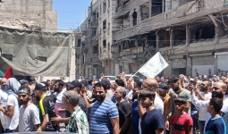 مظاهرة في مخيم اليرموك نصرة لغزة