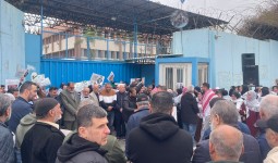 من وقفة سابقة لموظفي 