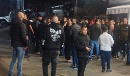 من مكان الجريمة