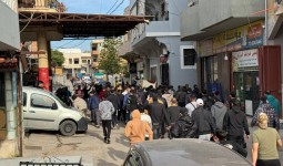 جانب من تشييع الشهيد الشاب حسن نحلاوي في مخيم الرشيدية اليوم