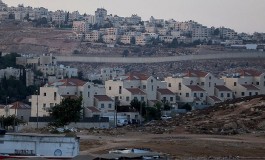 مستوطنة "نافيه يعقوب" وضاحية الرام في القدس المحتلة