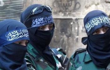 صورة أرشيفية لعناصر الحسبة النسائية في ريف دير الزور