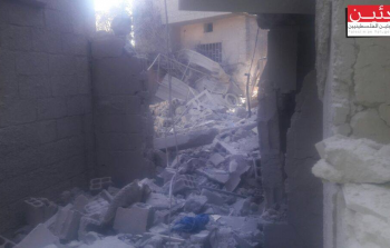 الدمار جراء القصف على مخيم خان الشيح