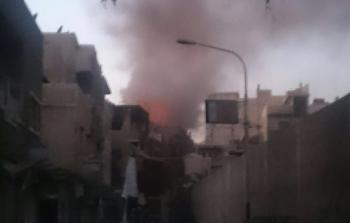 مخيم اليرموك المحاصر.. داعش تحرق منازل المدنيين في شارع حيفا والنظام يقصف الريجة بالهاون