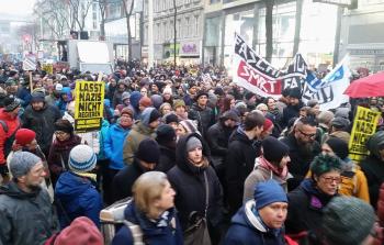 تظاهرة في فيينا ضد الحكومة وبرنامجها المُعادي للأجانب واللاجئين