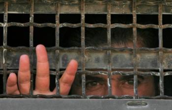 سبعة آلاف أسيرٍ في سجون الاحتلال.. واعتقال 590 فلسطينياً في كانون الثاني الماضي