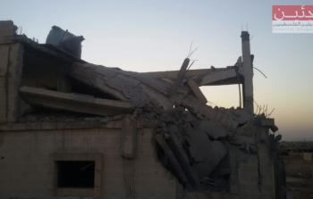 آثار الدمار في ممتلكات المدنيين بمخيم خان الشيح