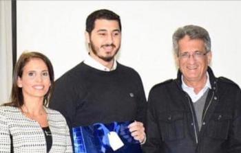 طالب فلسطيني يحصل على المرتبة الأولى في دفعته بالجامعة اللبنانية