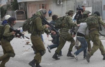اعتقالات بالضفة المحتلة تطال فلسطينيين من مخيّمي الجلزون ونور شمس