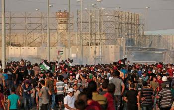 الاحتلال يُغلق حاجز بيت حانون بذريعة مواجهات مسيرة دعم اللاجئين