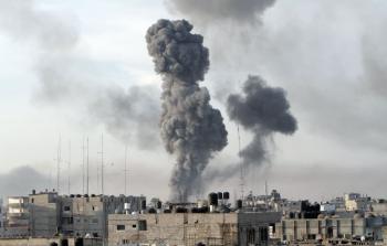 الاحتلال يشن غارات جويّة على قطاع غزة على خلفيّة إطلاق صاروخ