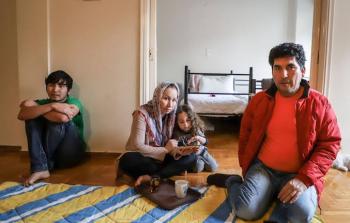 اليونان: قانون الهجرة الجديد يُهدد مئات اللاجئين بالتشرد