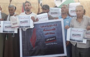 الفلسطينيون المهجّرون يعتصمون وسط خيامهم في 
