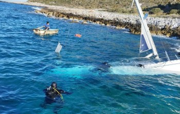 تحطم المركب الشراعي عند سواحل اليونان
