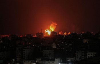 أرشيفية – استهداف طائرات الاحتلال لأحد مواقع المقاومة بغزة