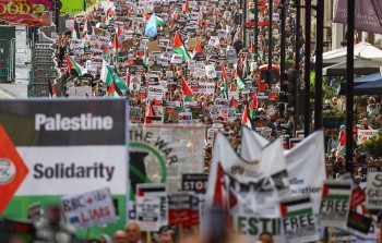 قُدِّرت الحشود بأكثر من 200 ألف متظاهر للمطالبة بوقف الحرب على غزة