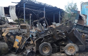 تدمير معدات البلدية 8 نوفمبر