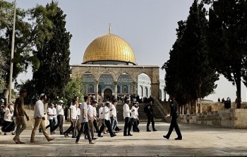 اقتحامات المستوطنين لساحات المسجد الأقصى (Getty Images)