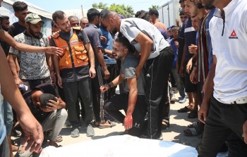 من وداع شهداء المجزرة 
