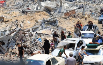 فلسطينيون ينزحون من مناطق شرق خانيونس- صورة أرشيفية
