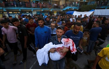 طفل شهيد في غارة 