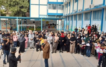 أهالي مخيم البرج الشمالي ينددون بقرار إدارة 