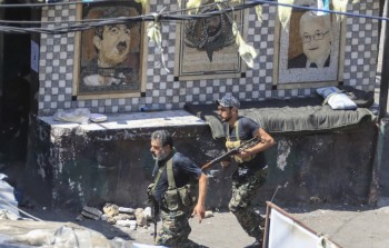 مقاتلون من فتح في مخيم عين الحلوة.- أرشيفية 2023- (AP)