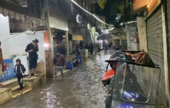 طوفان شوارع مخيم شاتيلا خلال فصل الشتاء - صورة أرشيفية