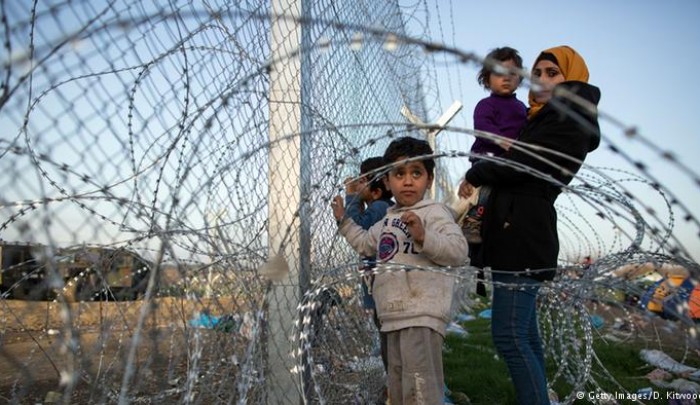 وزير الخارجية النمساوي يؤكد صعوبة إغلاق طريق البلقان أمام اللاجئين