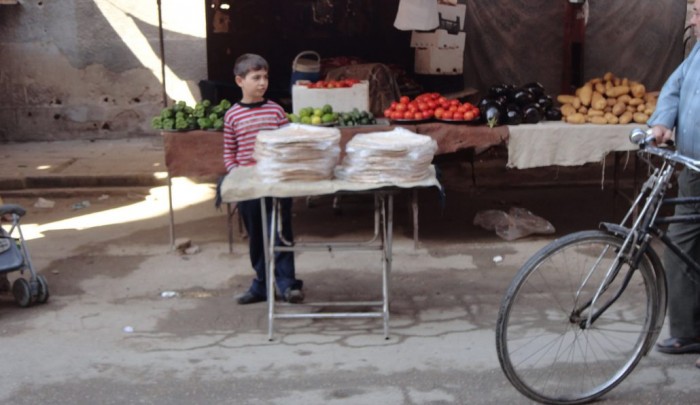 صورة أرشيفية في أحد أسواق جنوب دمشق