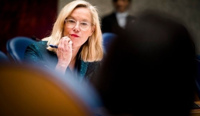 وزيرة هولندية تتعرض لهجمة شرسة بسبب دعمها لـ "الأونروا"