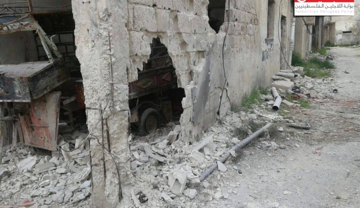  جانب من الدمار الحاصل في مخيم درعا جراء قصف قوات النظام السوري للمخيم