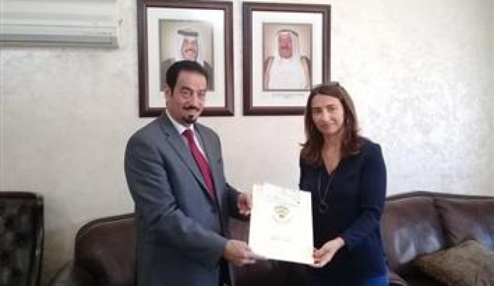 الكويت تُقدّم (2.2) مليون دولار لـ "الأونروا" لدعم الشعب الفلسطيني